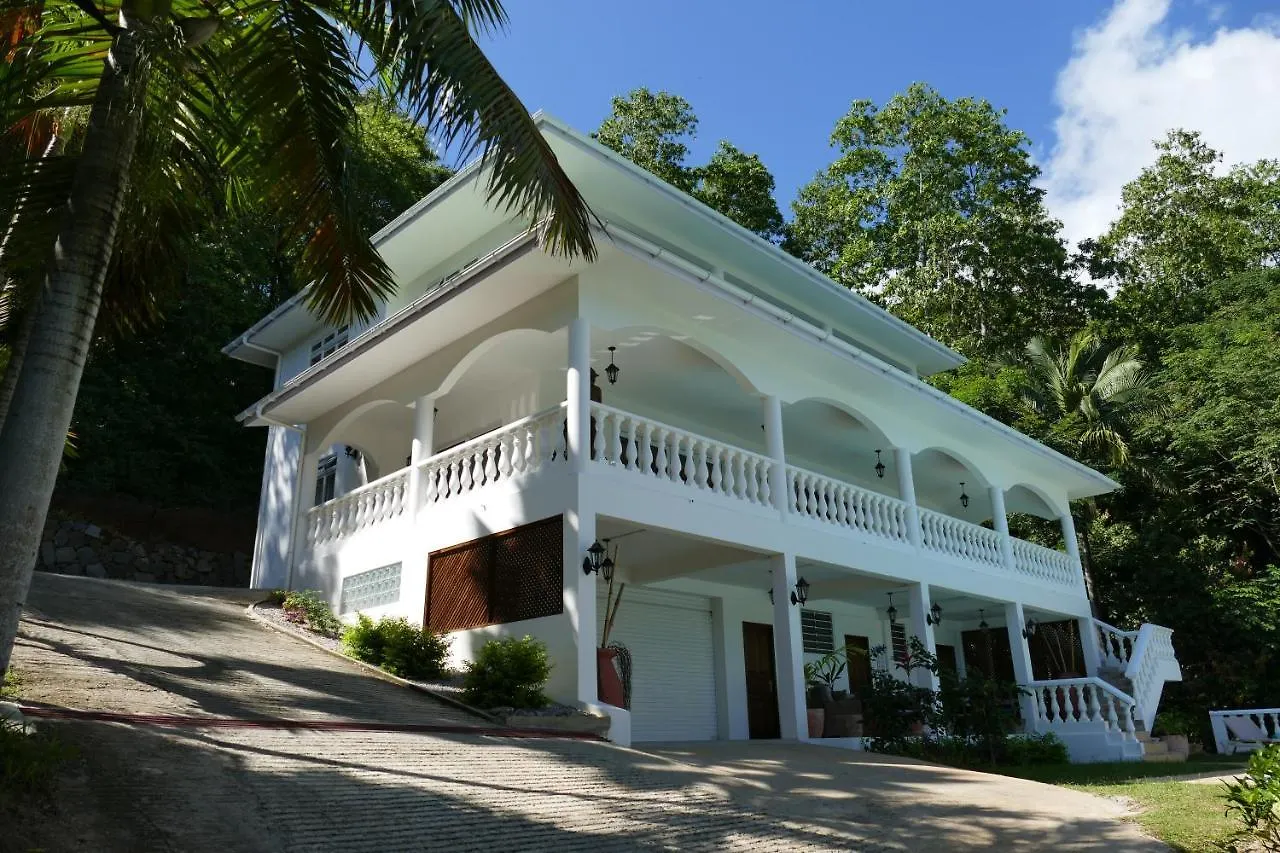Villa Karibu Au Cap Seyşel Adaları